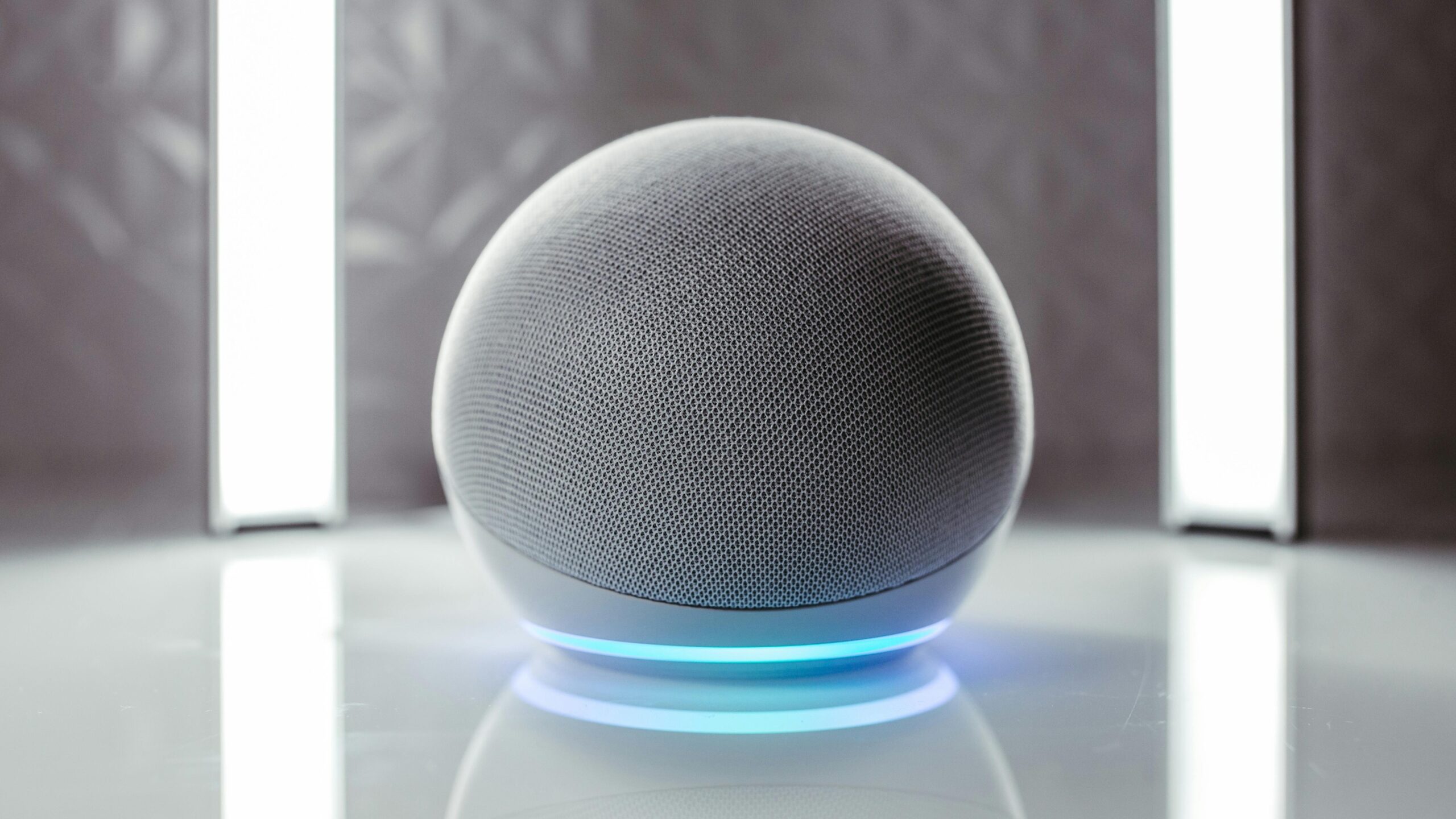 Assistentes portáteis em smart homes