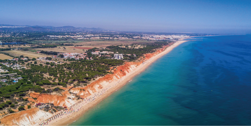 Algarve: Melhor Destino de Praia em 2025